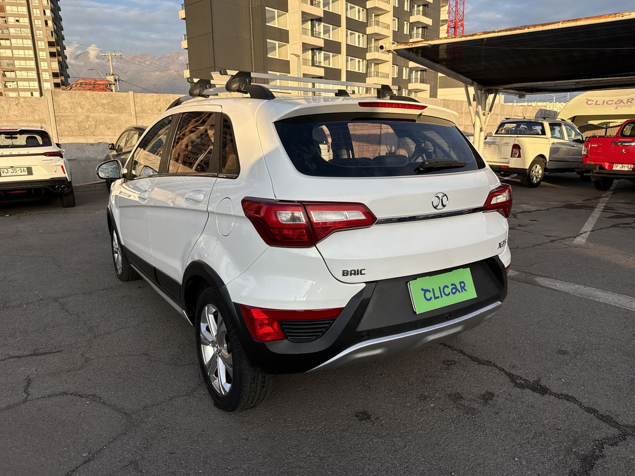 BAIC - 5
