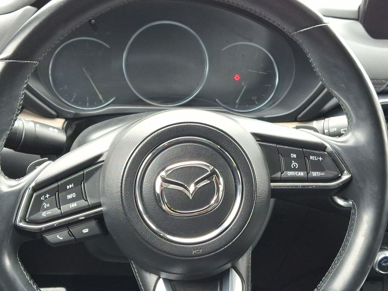 MAZDA - 27