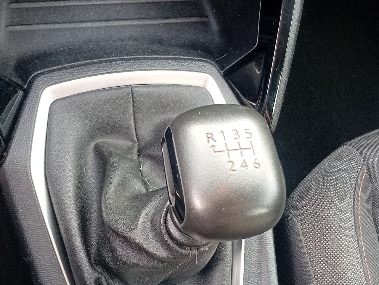 PEUGEOT - 21