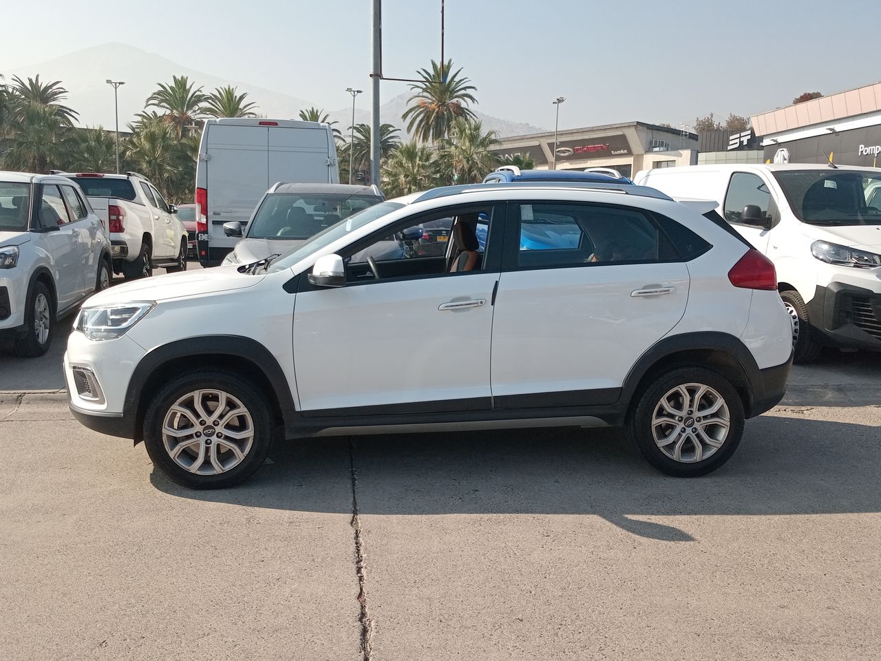 CHERY - 4