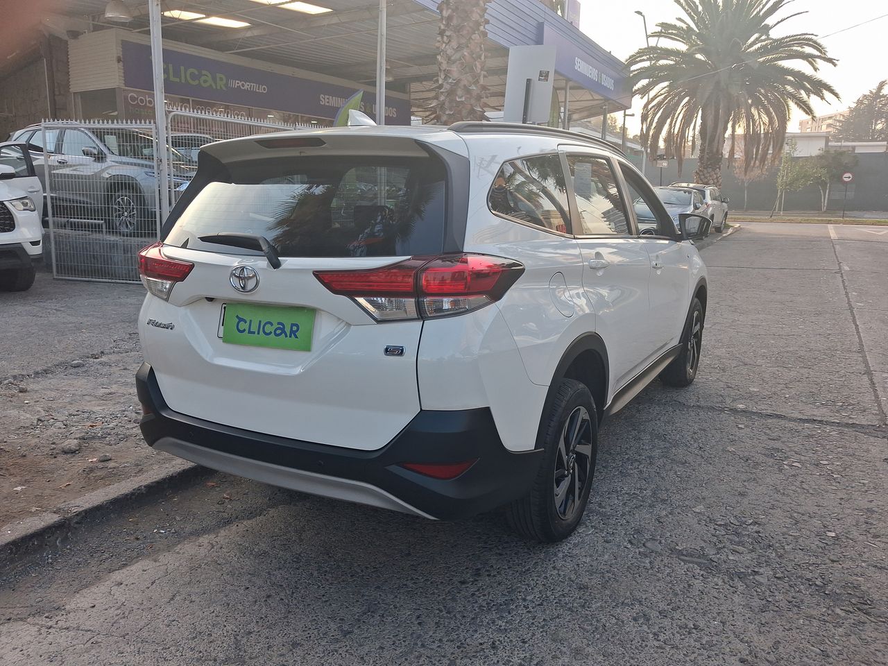 TOYOTA - 7