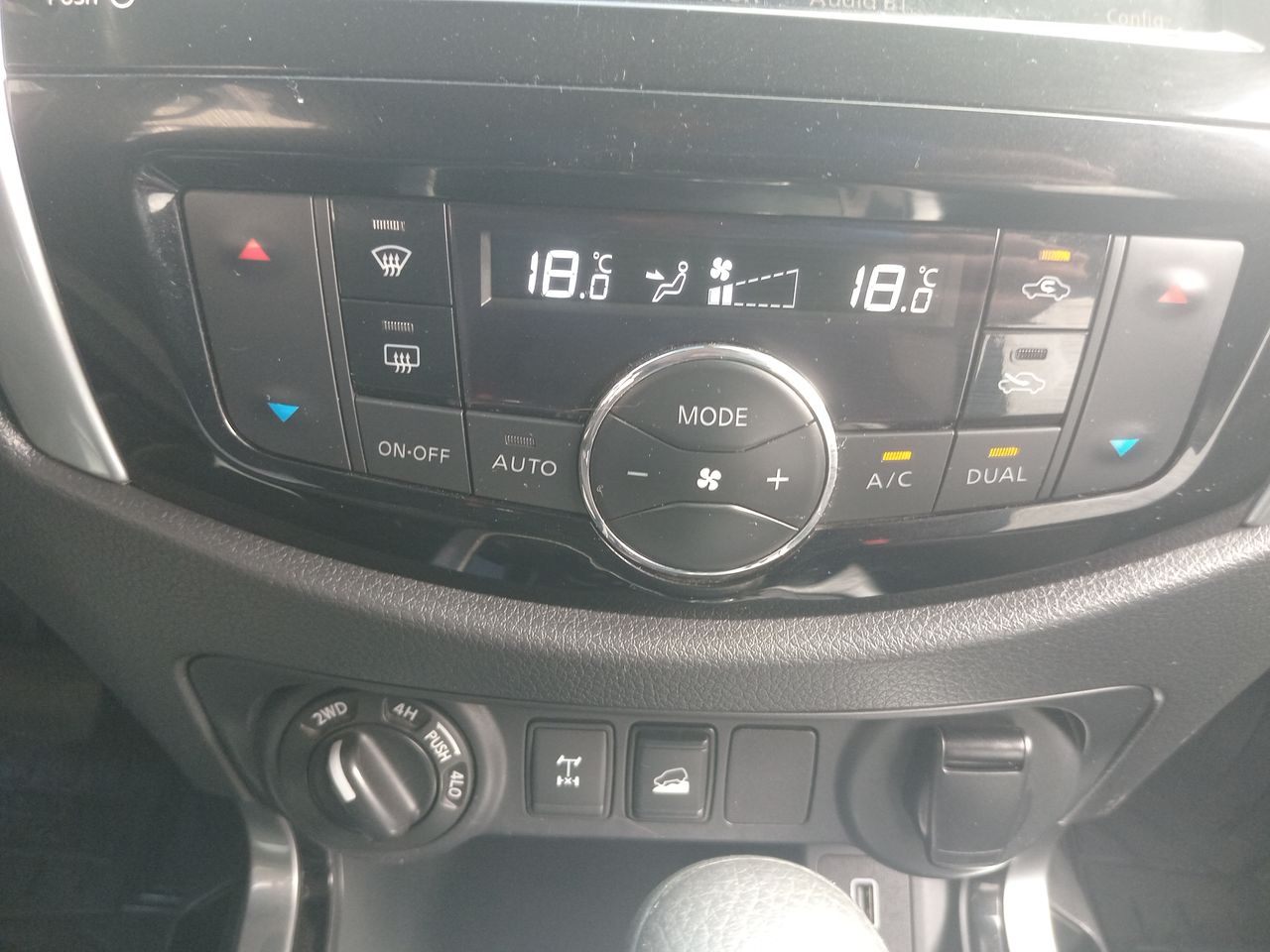 NISSAN - 30