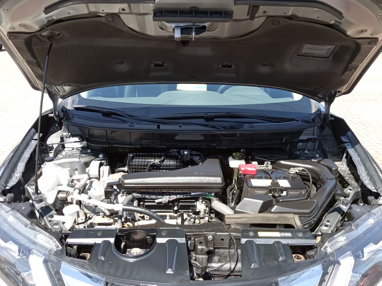 NISSAN - 18