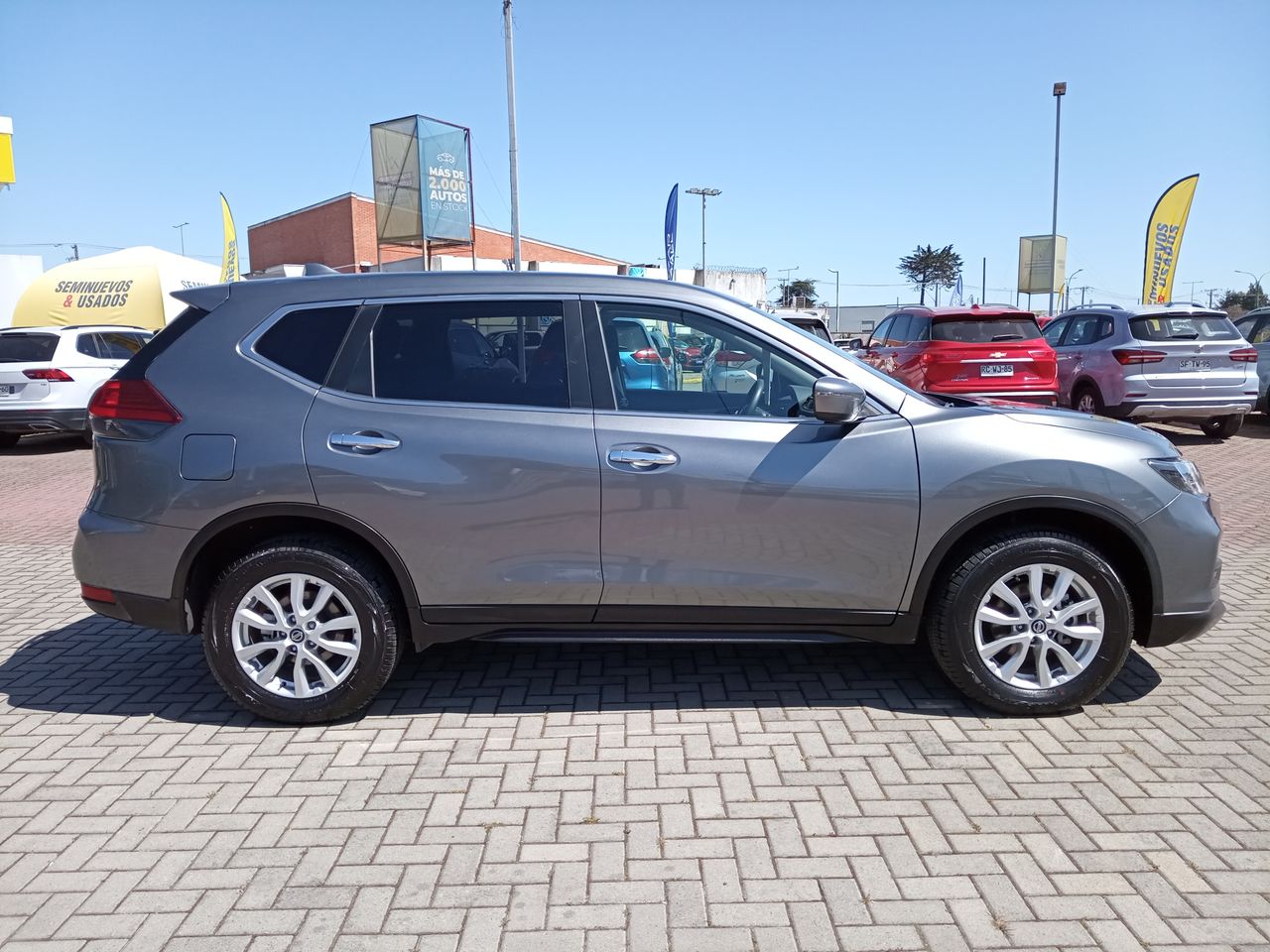 NISSAN - 8