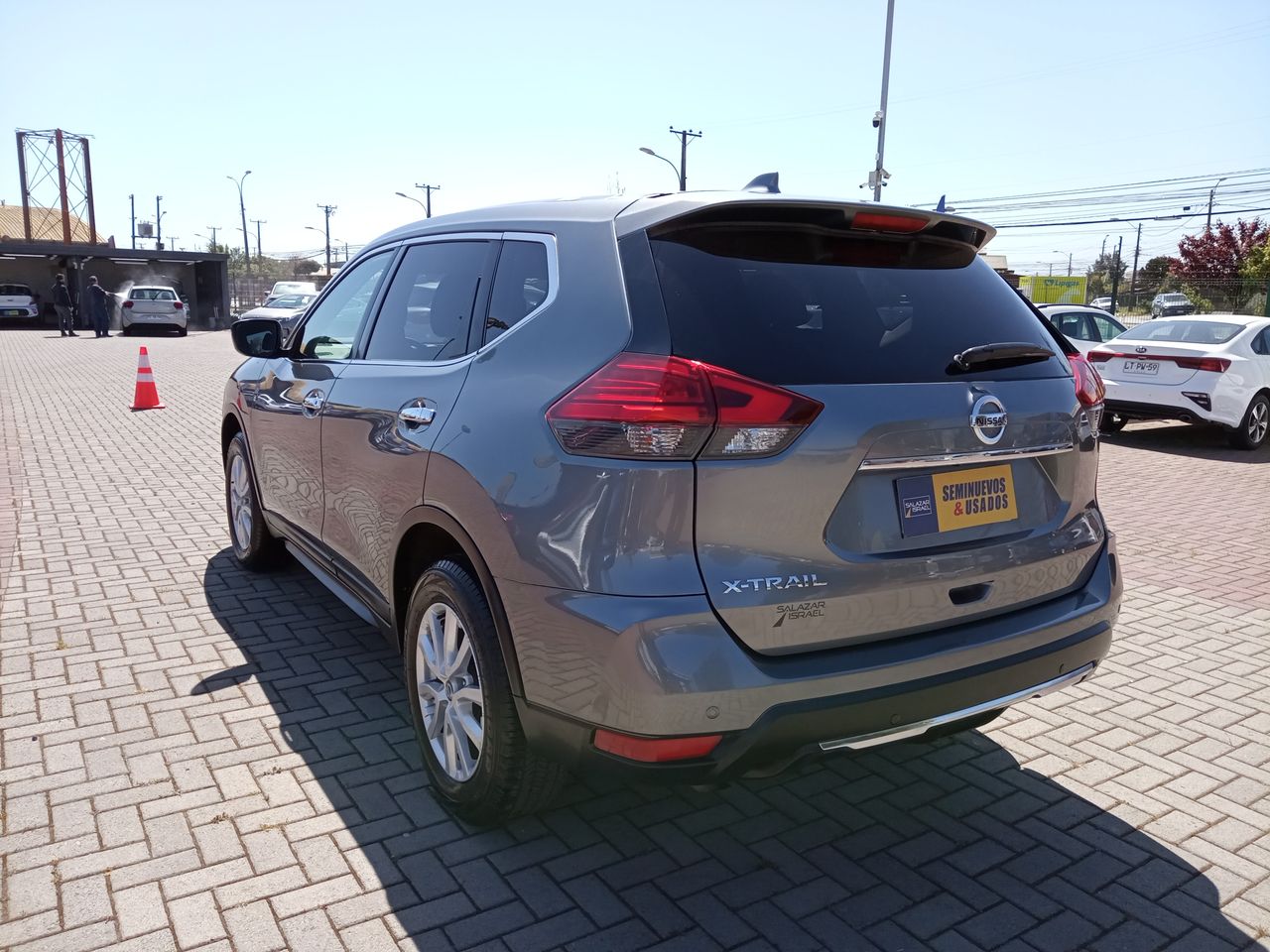 NISSAN - 5