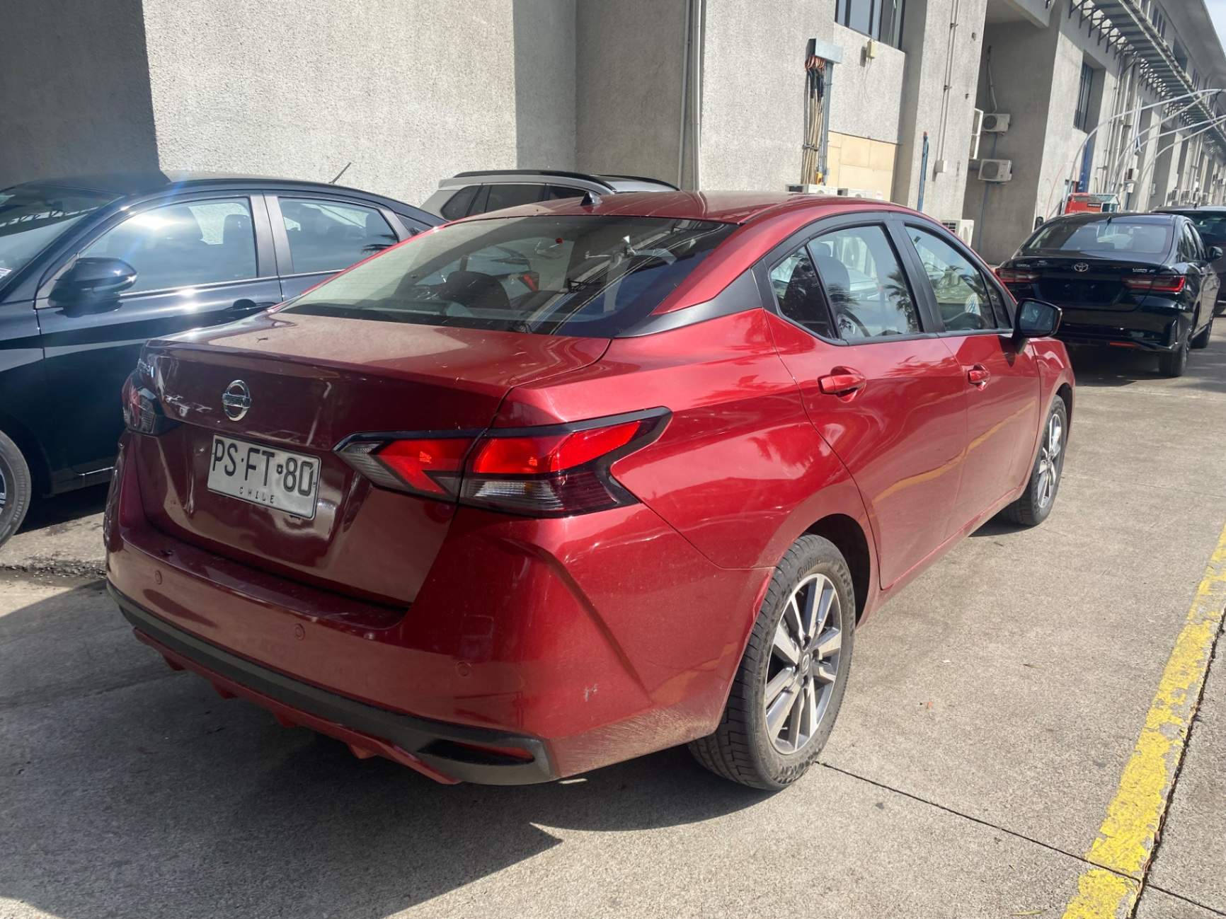 NISSAN - 4
