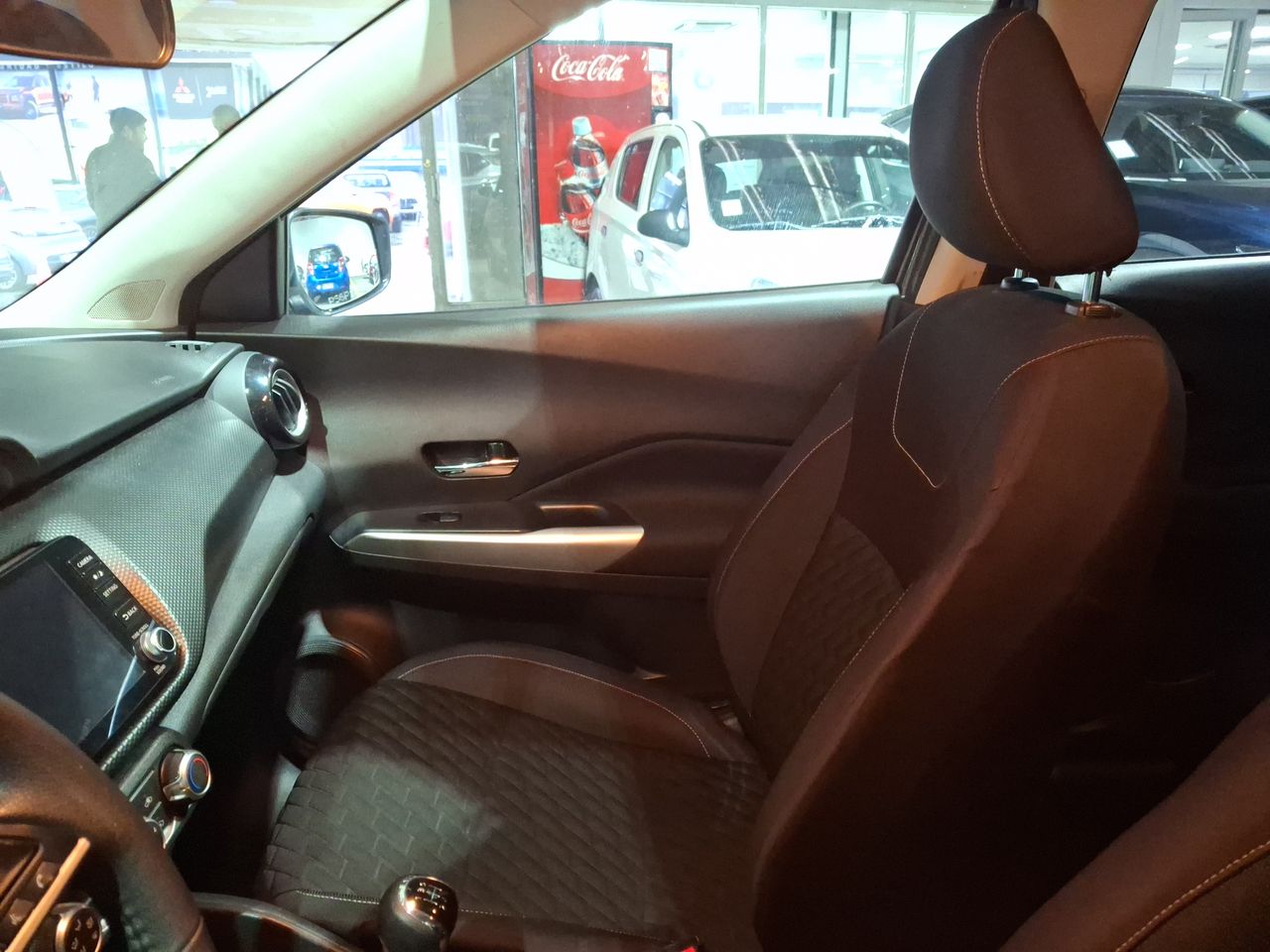 NISSAN - 2