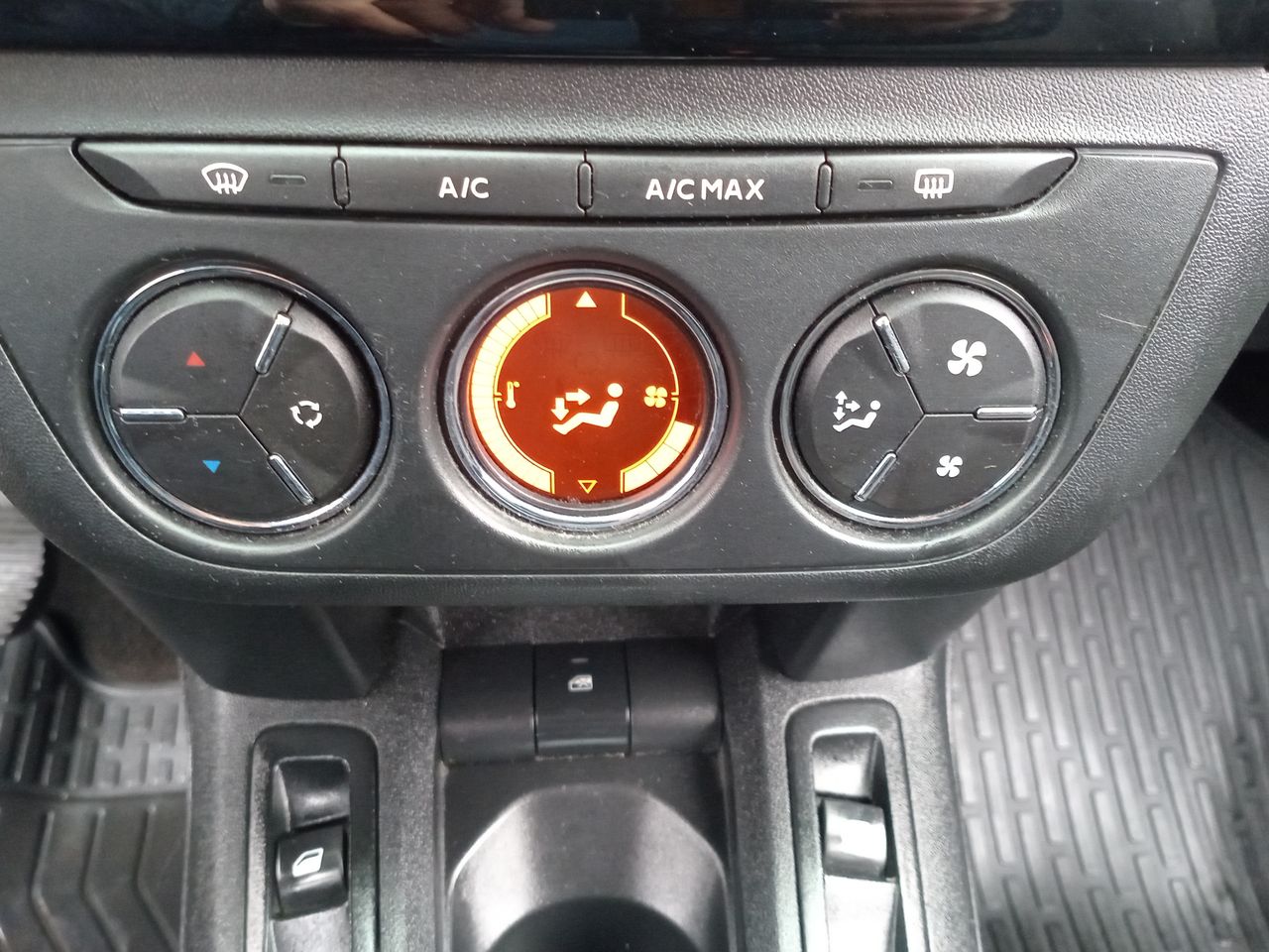 PEUGEOT - 29