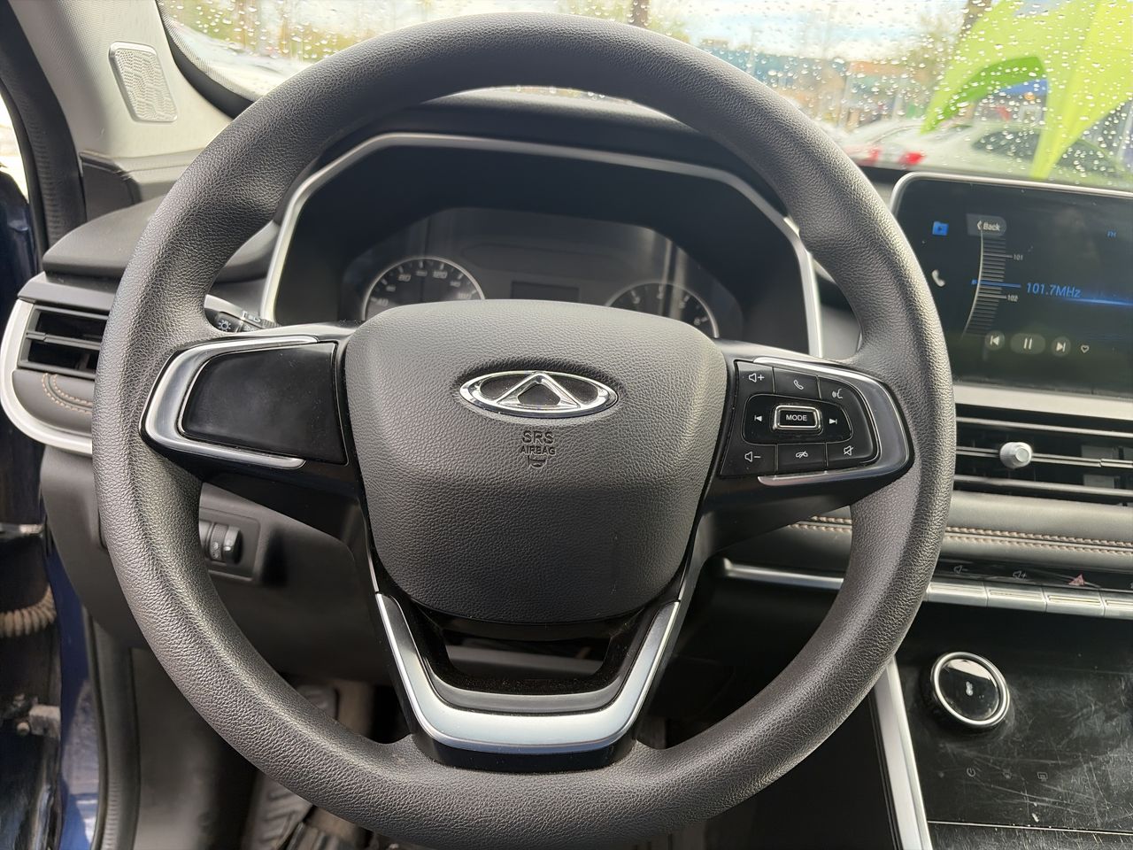 Chery Tiggo 8 — foto 15 de 19