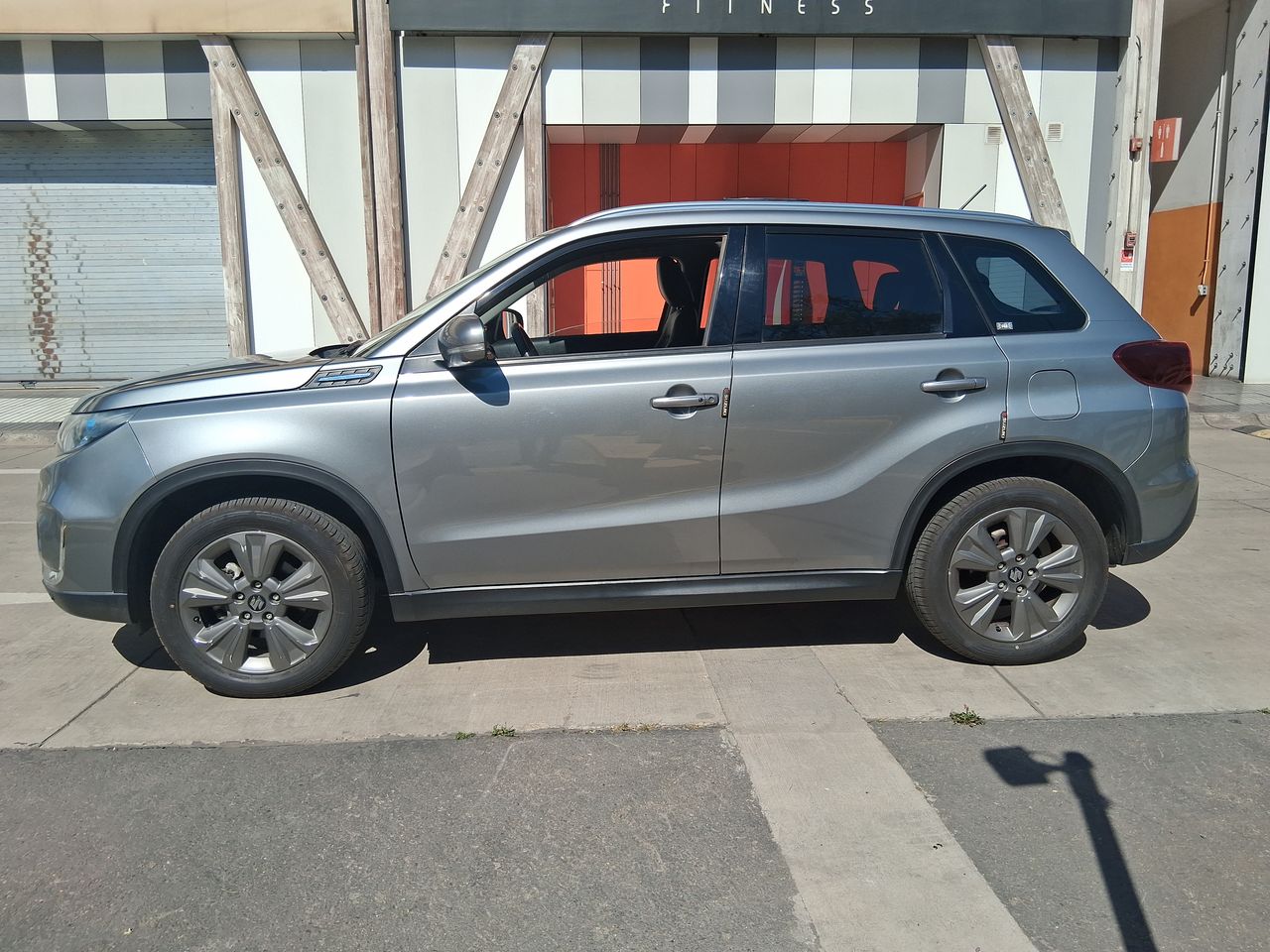 SUZUKI - 3