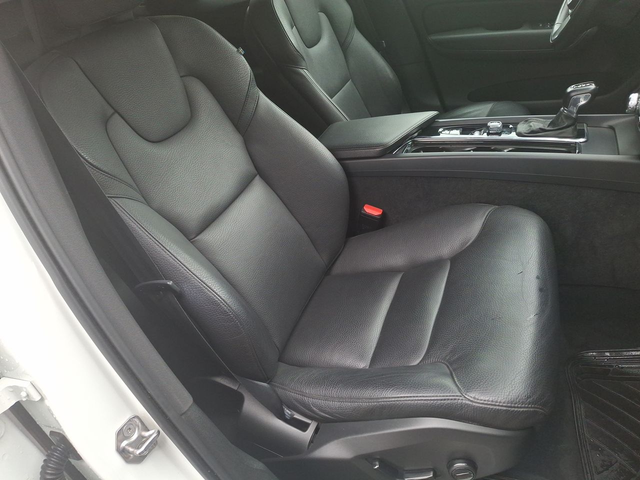 VOLVO - 31