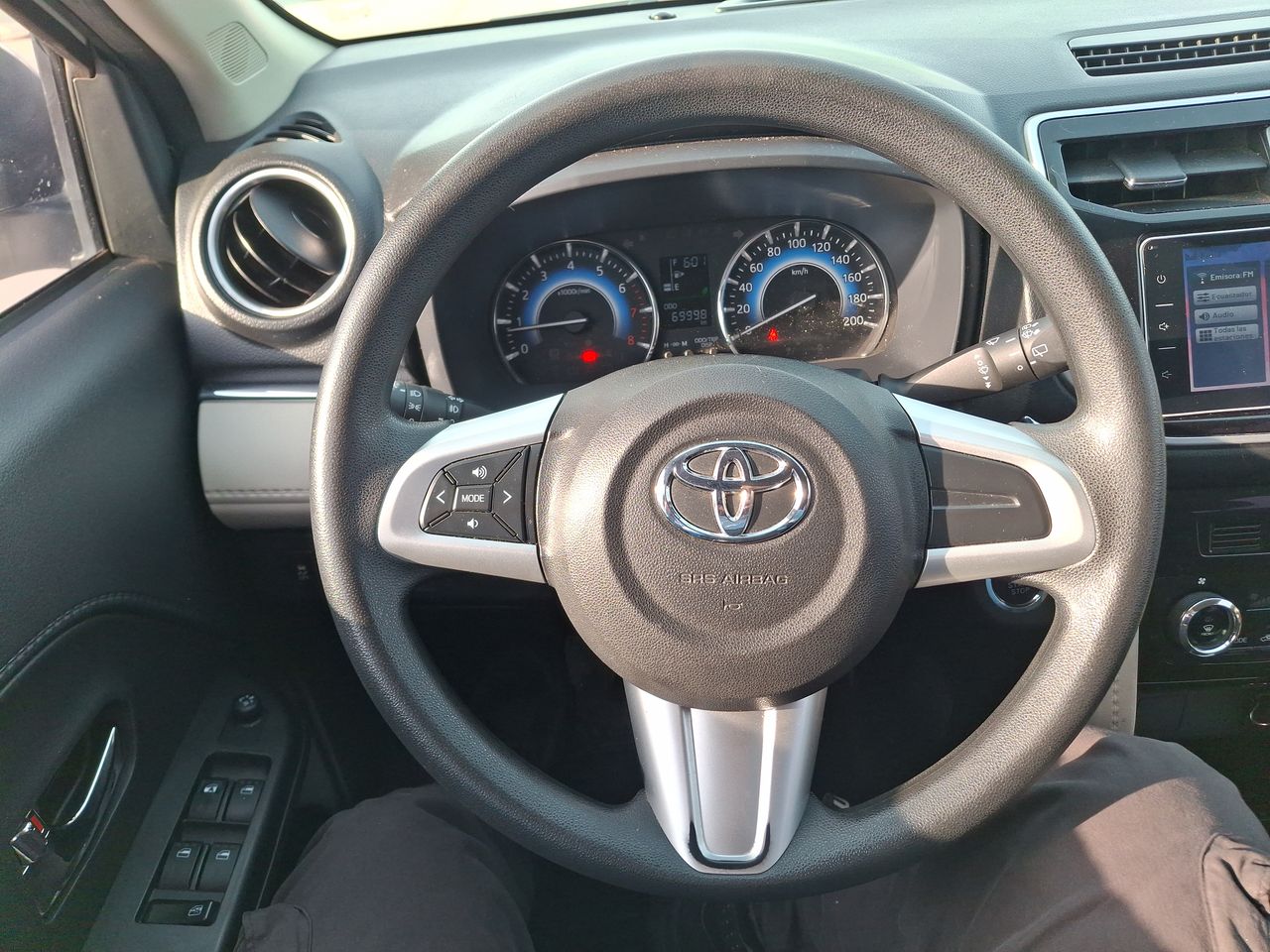 TOYOTA - 23