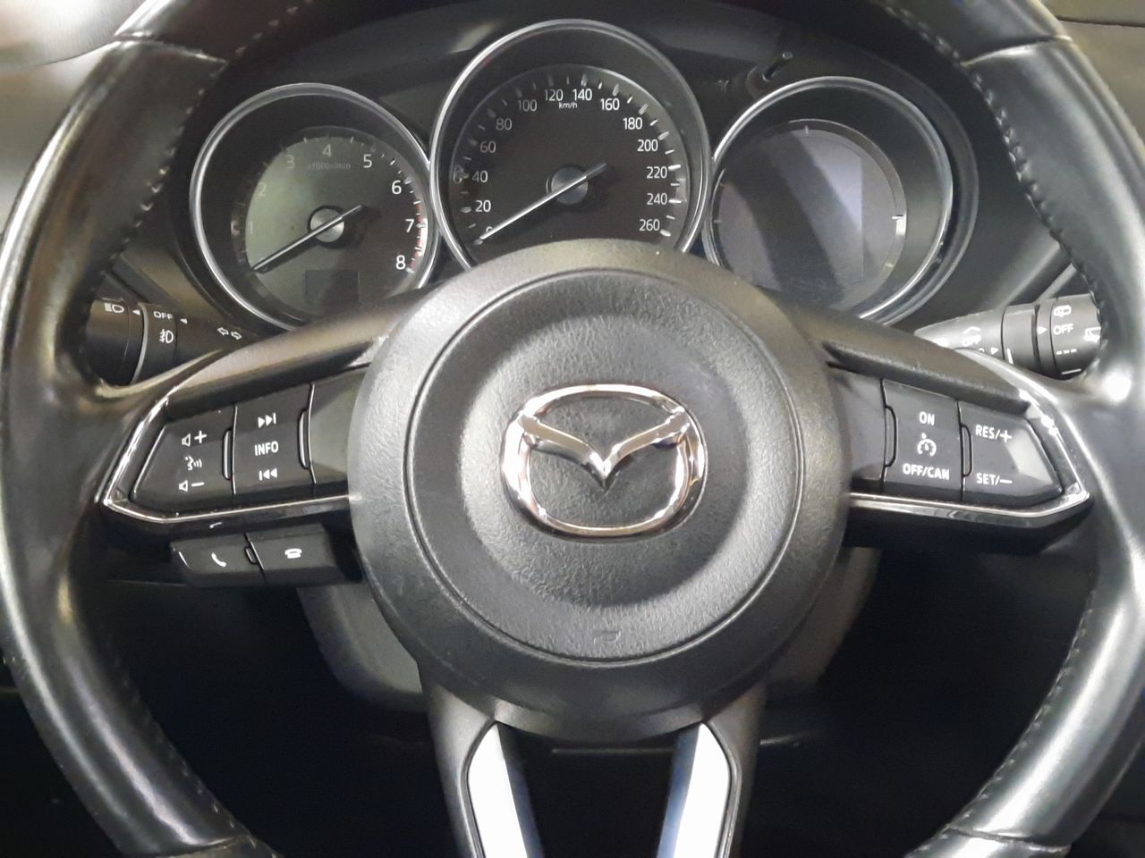 MAZDA - 27