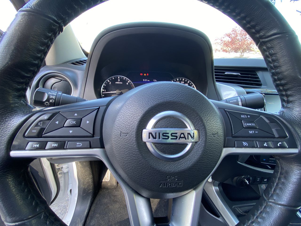 NISSAN - 18