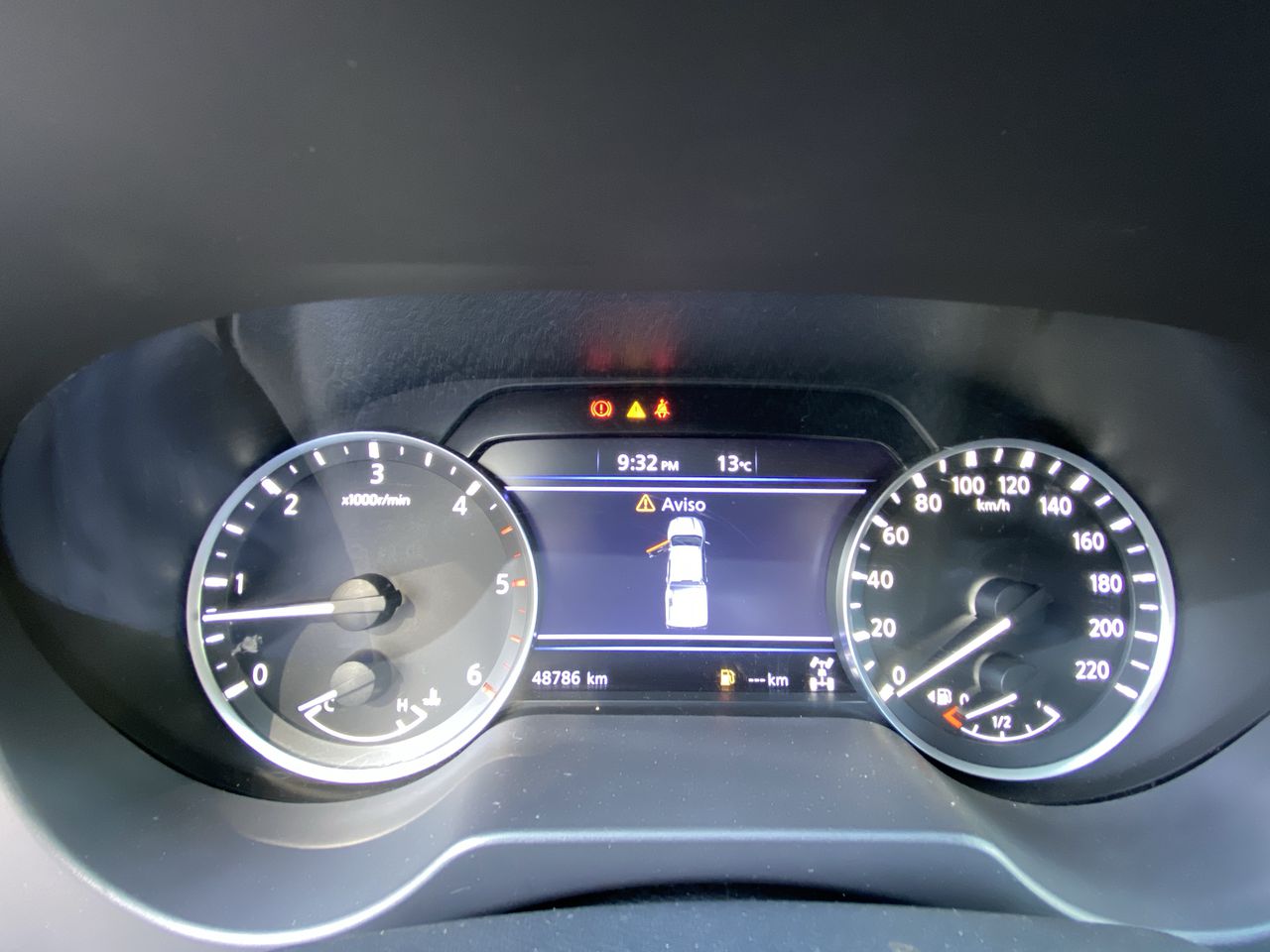 NISSAN - 19