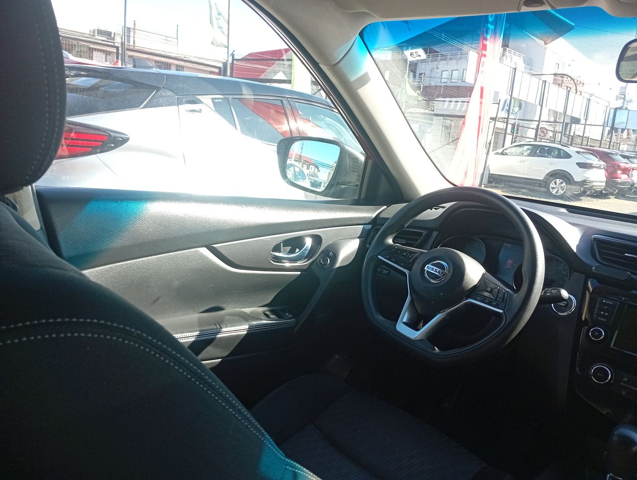 NISSAN - 14