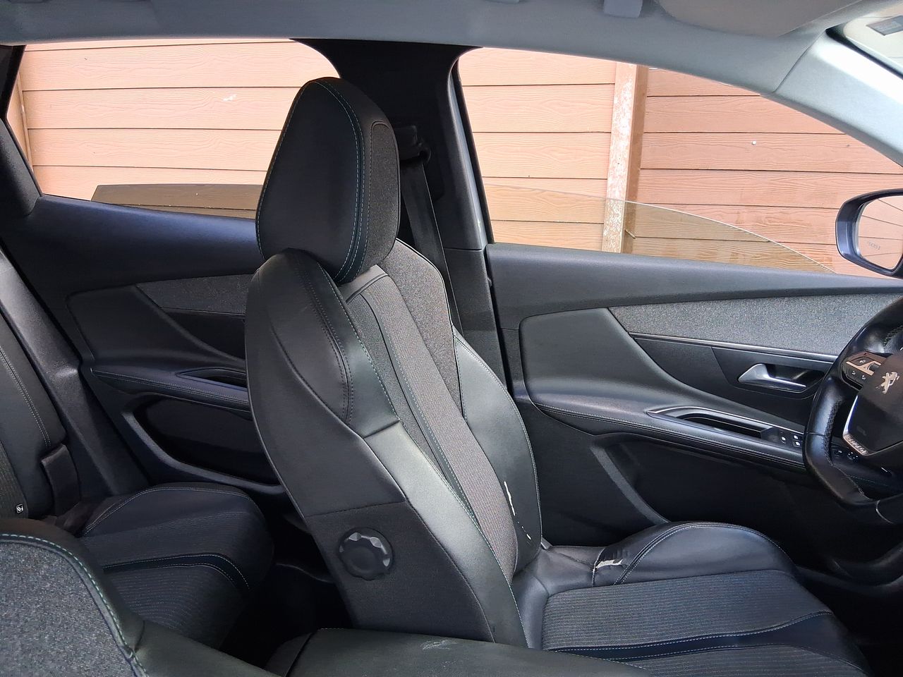 PEUGEOT - 5
