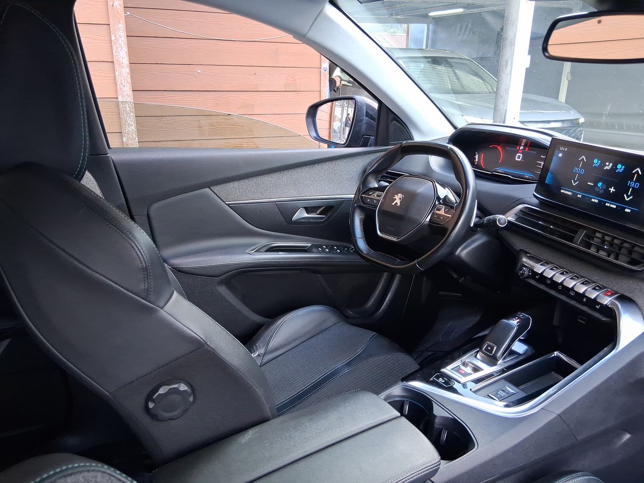 PEUGEOT - 6
