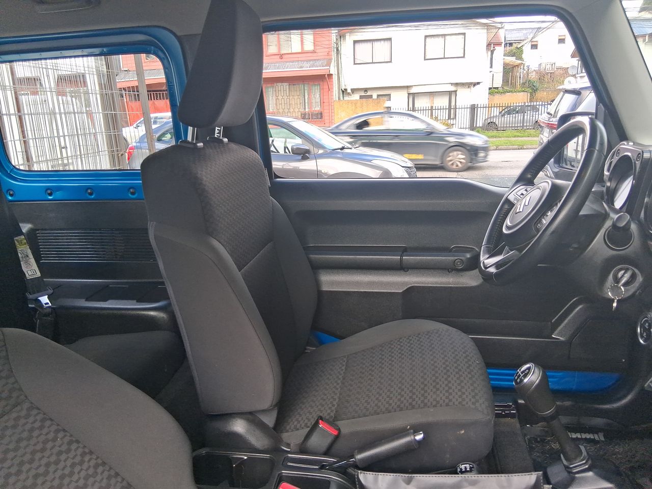 SUZUKI - 6