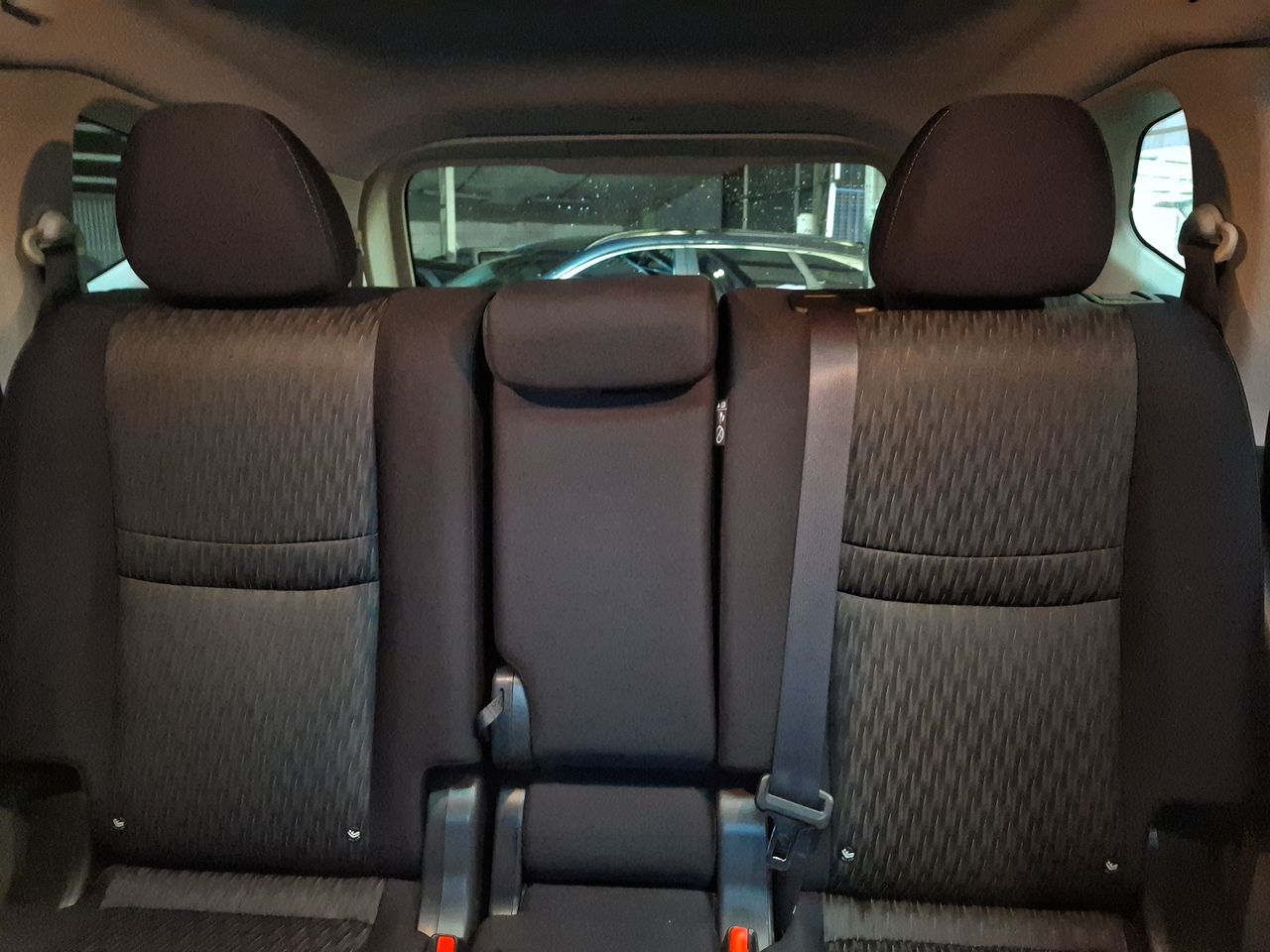 NISSAN - 5