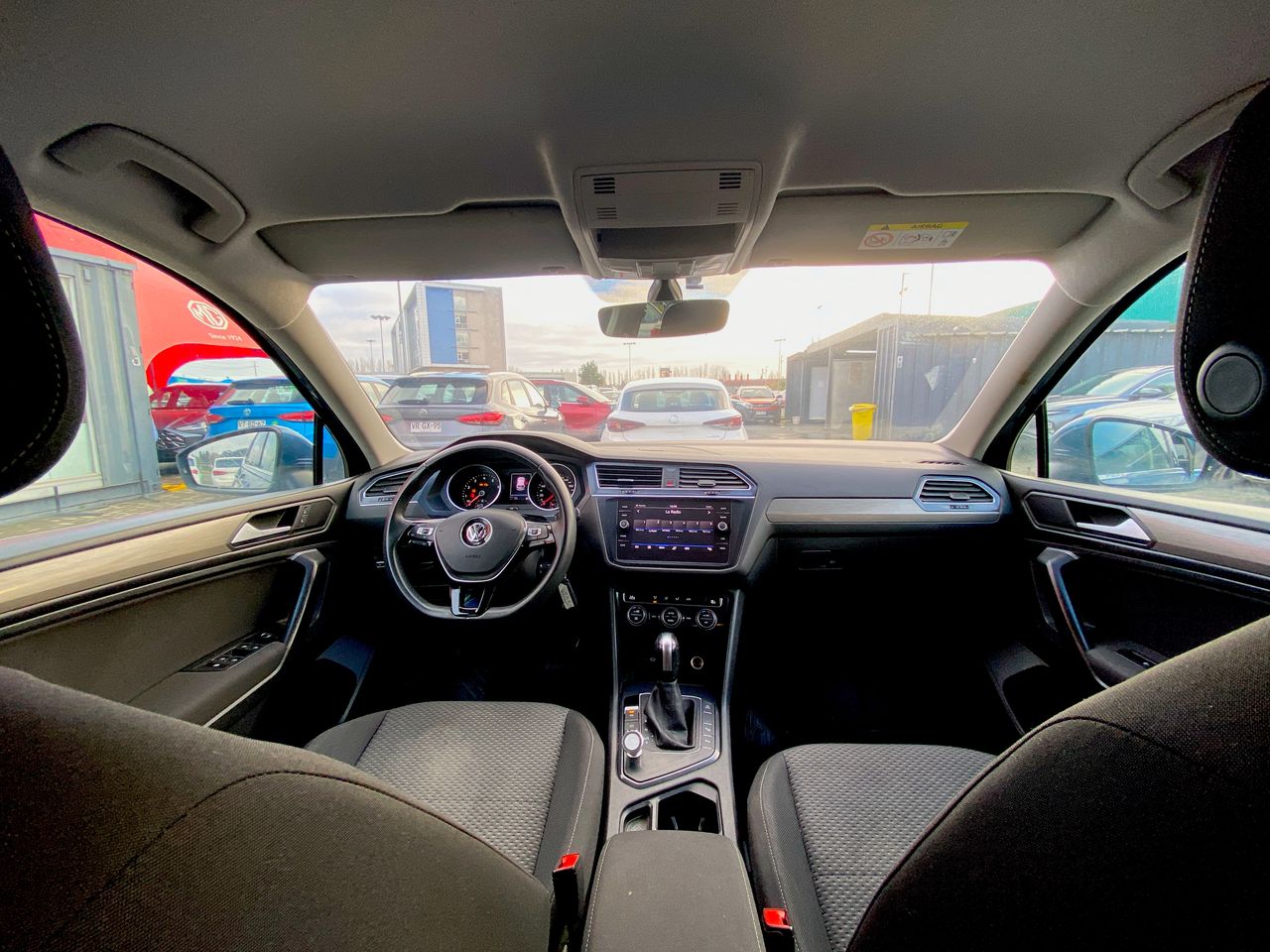 VOLKSWAGEN - 1