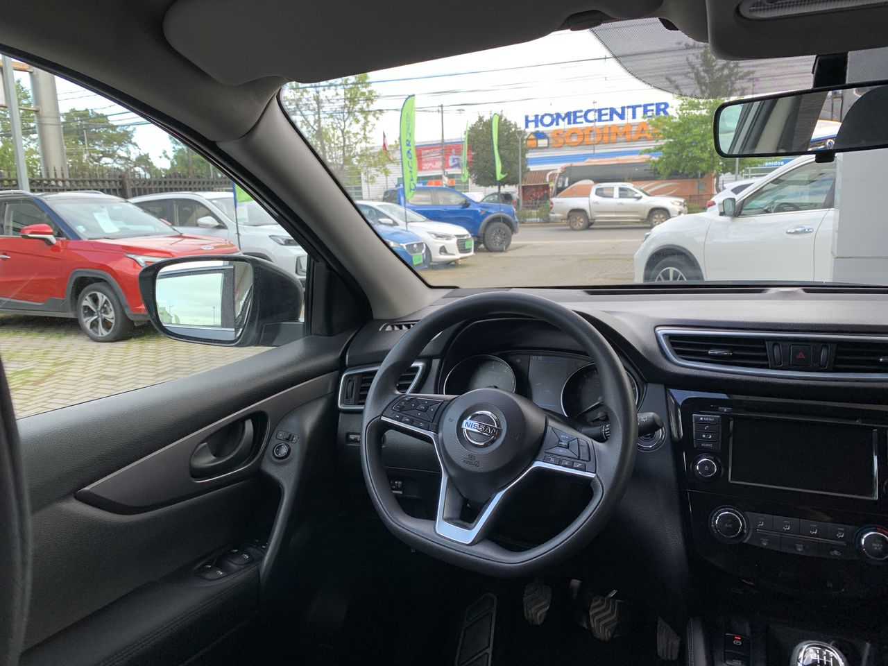 NISSAN - 16