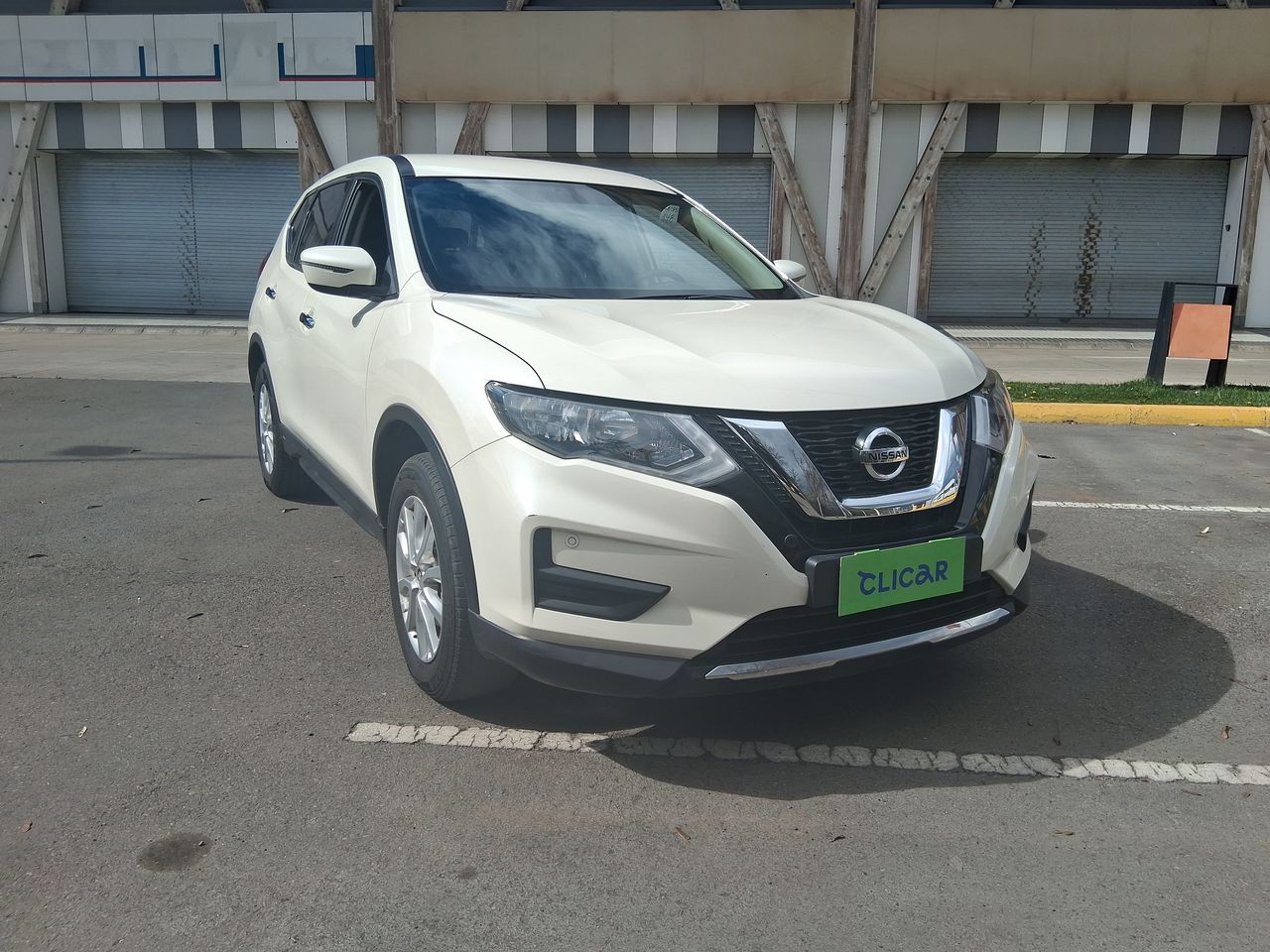 NISSAN - 2