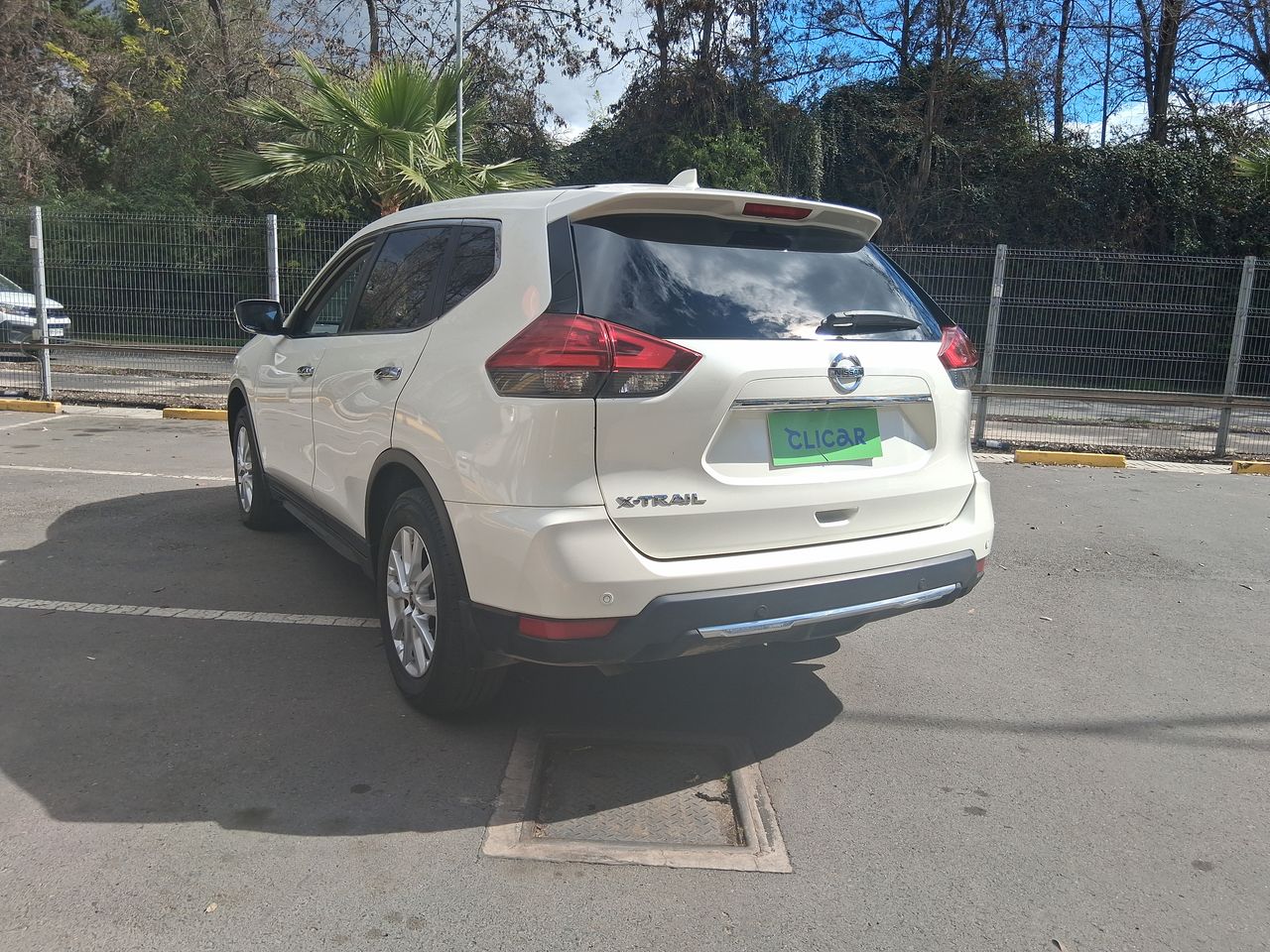 NISSAN - 5