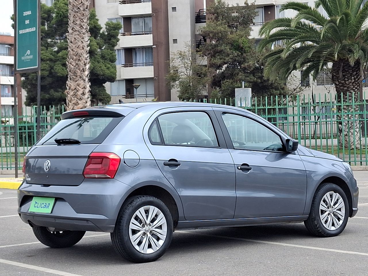 VOLKSWAGEN - 7