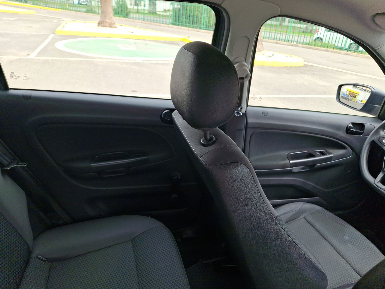 VOLKSWAGEN - 15