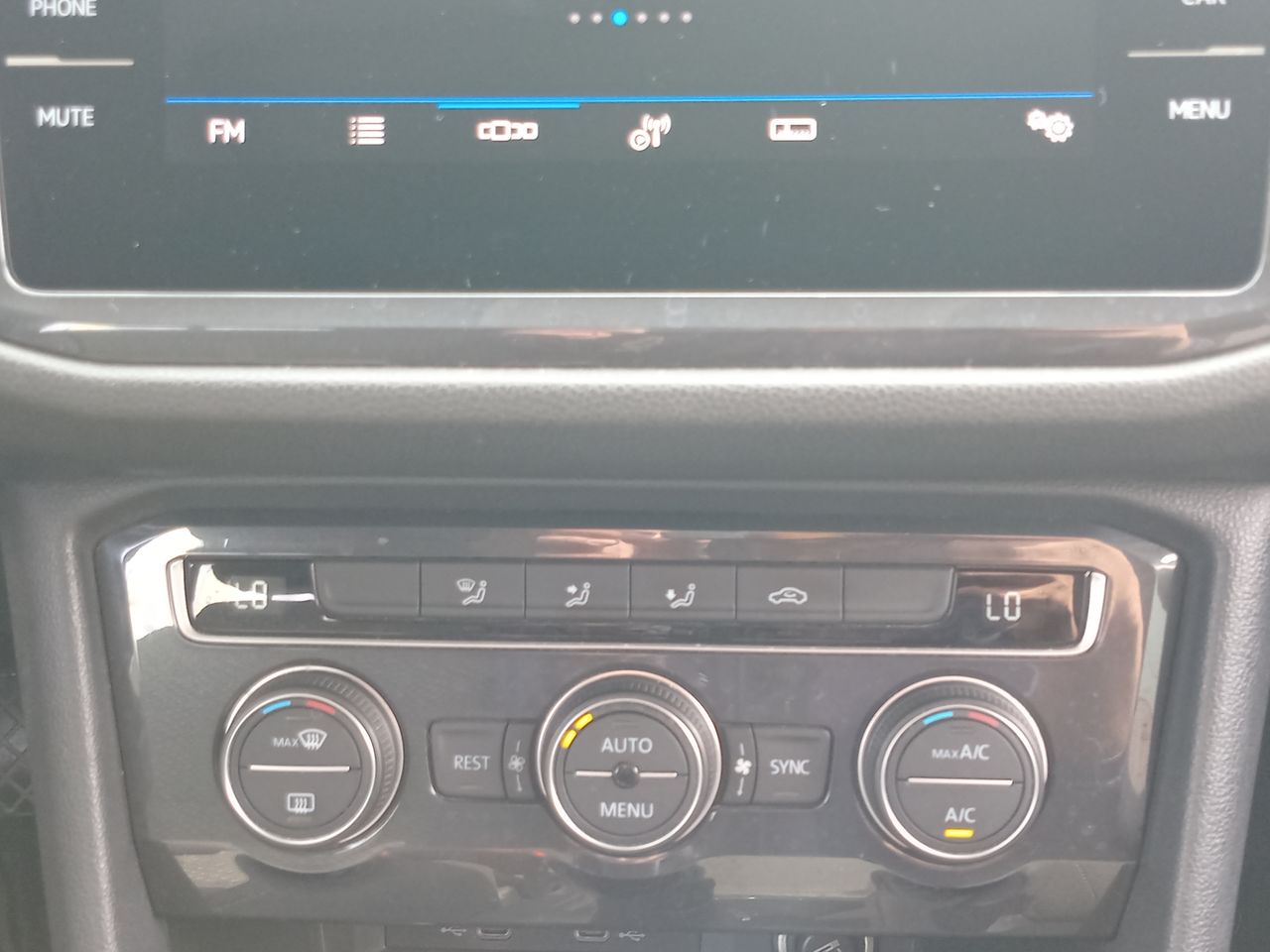 VOLKSWAGEN - 20