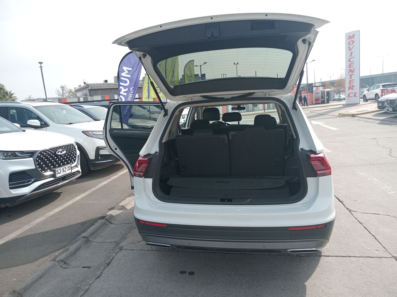 VOLKSWAGEN - 11