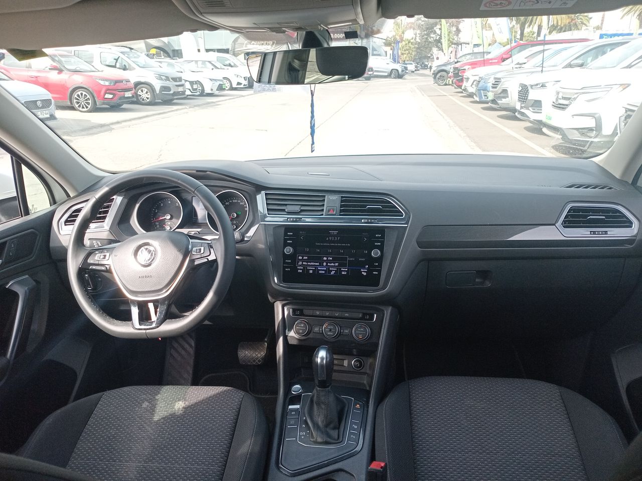VOLKSWAGEN - 1