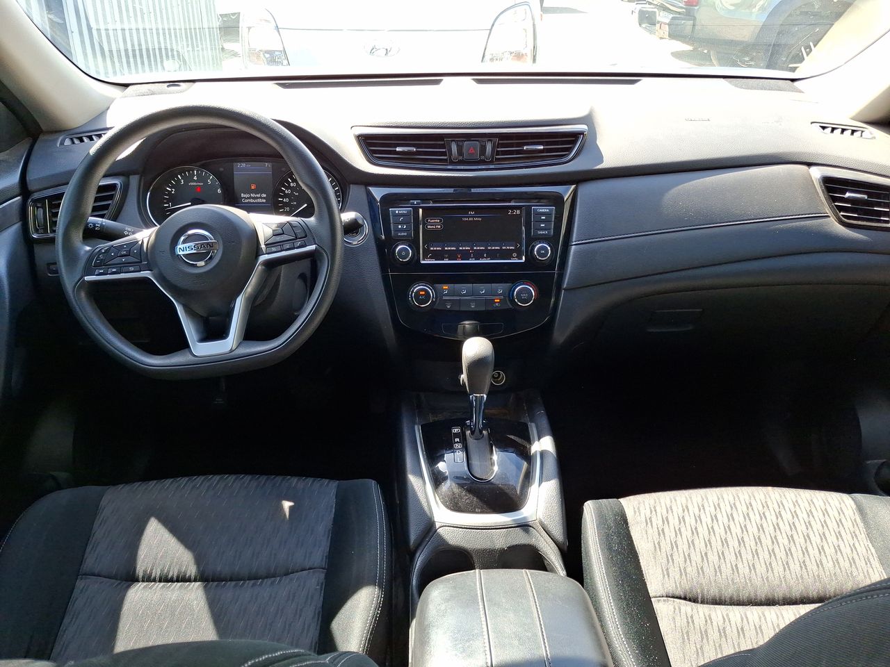 NISSAN - 30