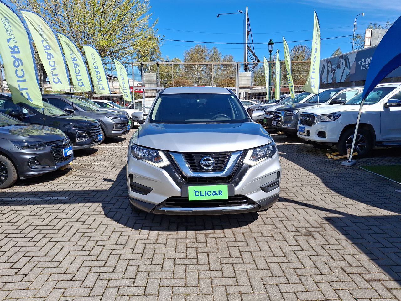NISSAN - 2