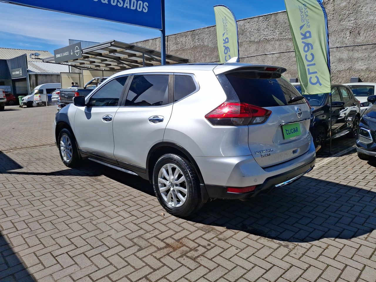 NISSAN - 5