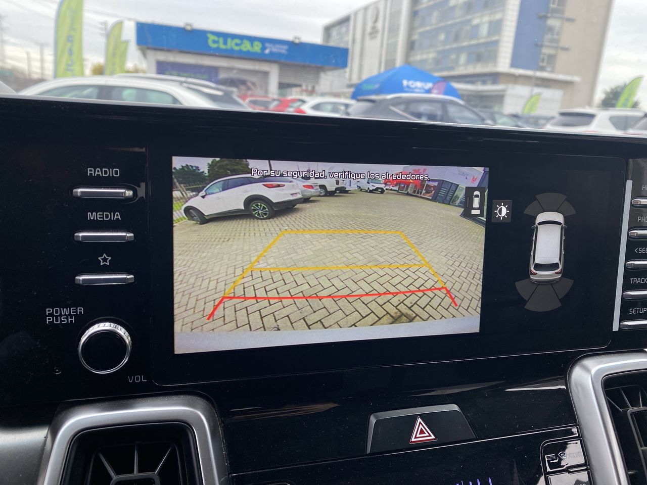KIA Sorento — foto 29 de 35