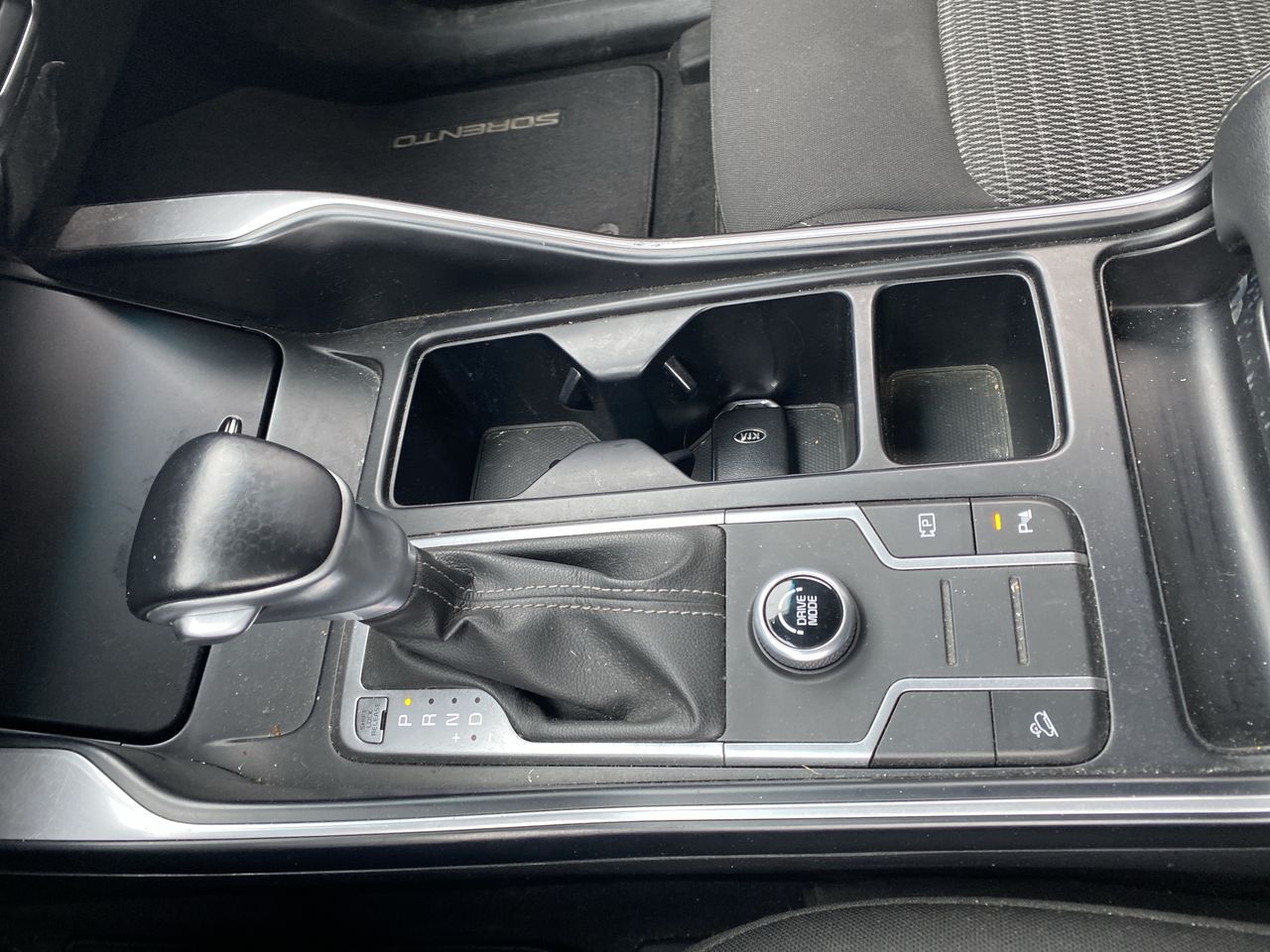 KIA Sorento — foto 31 de 35