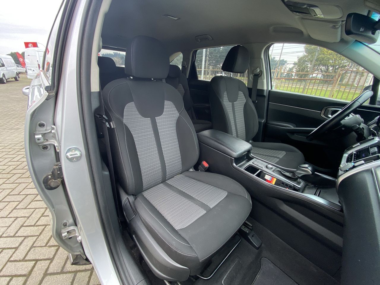 KIA Sorento — foto 33 de 35