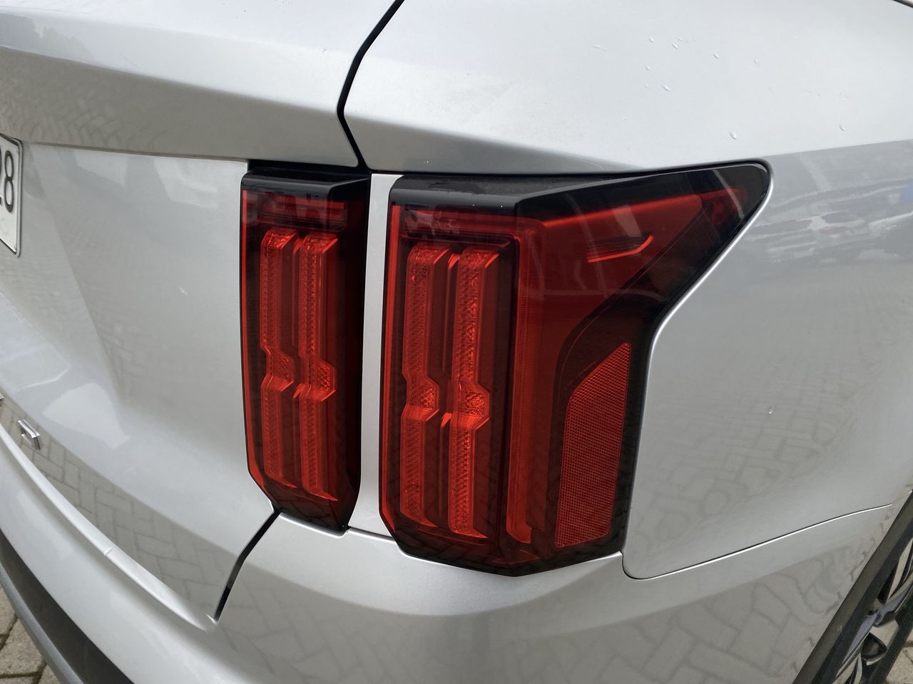 KIA Sorento — foto 20 de 35