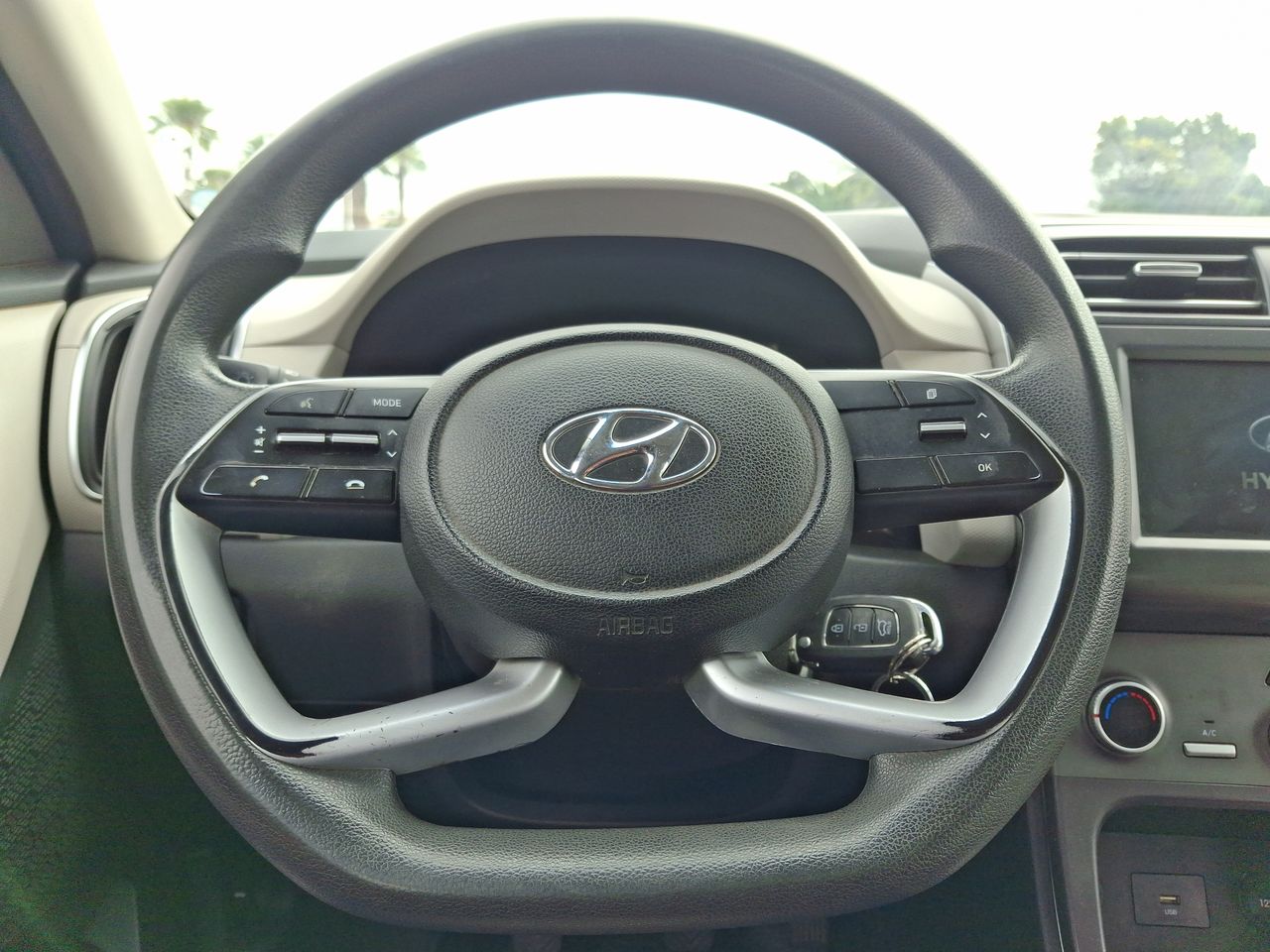 HYUNDAI - 24