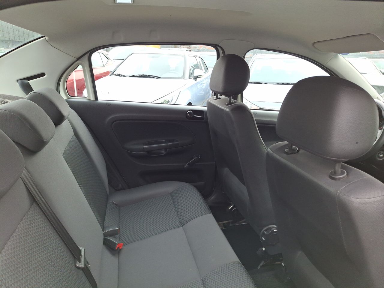 VOLKSWAGEN - 7