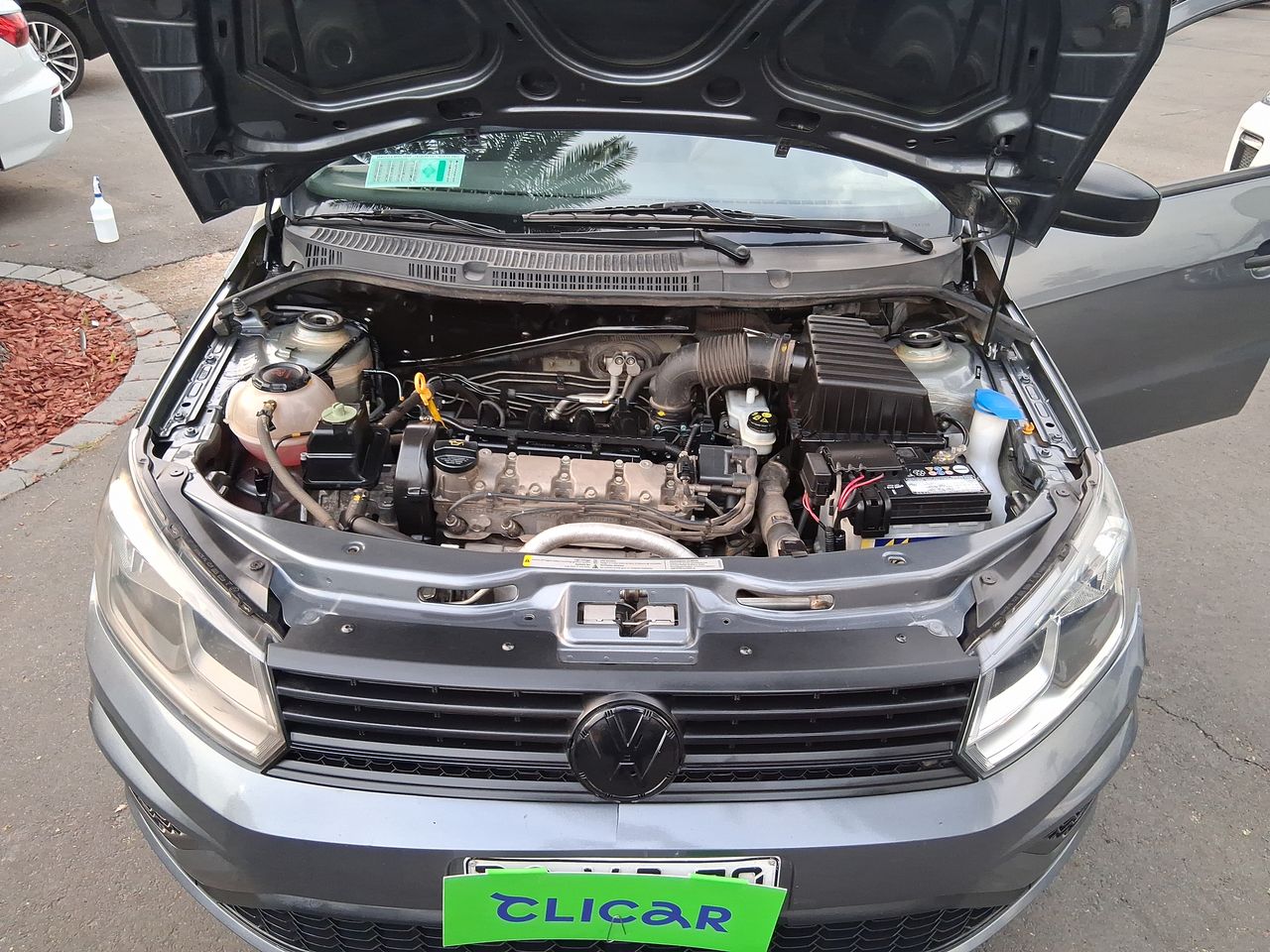 VOLKSWAGEN - 18