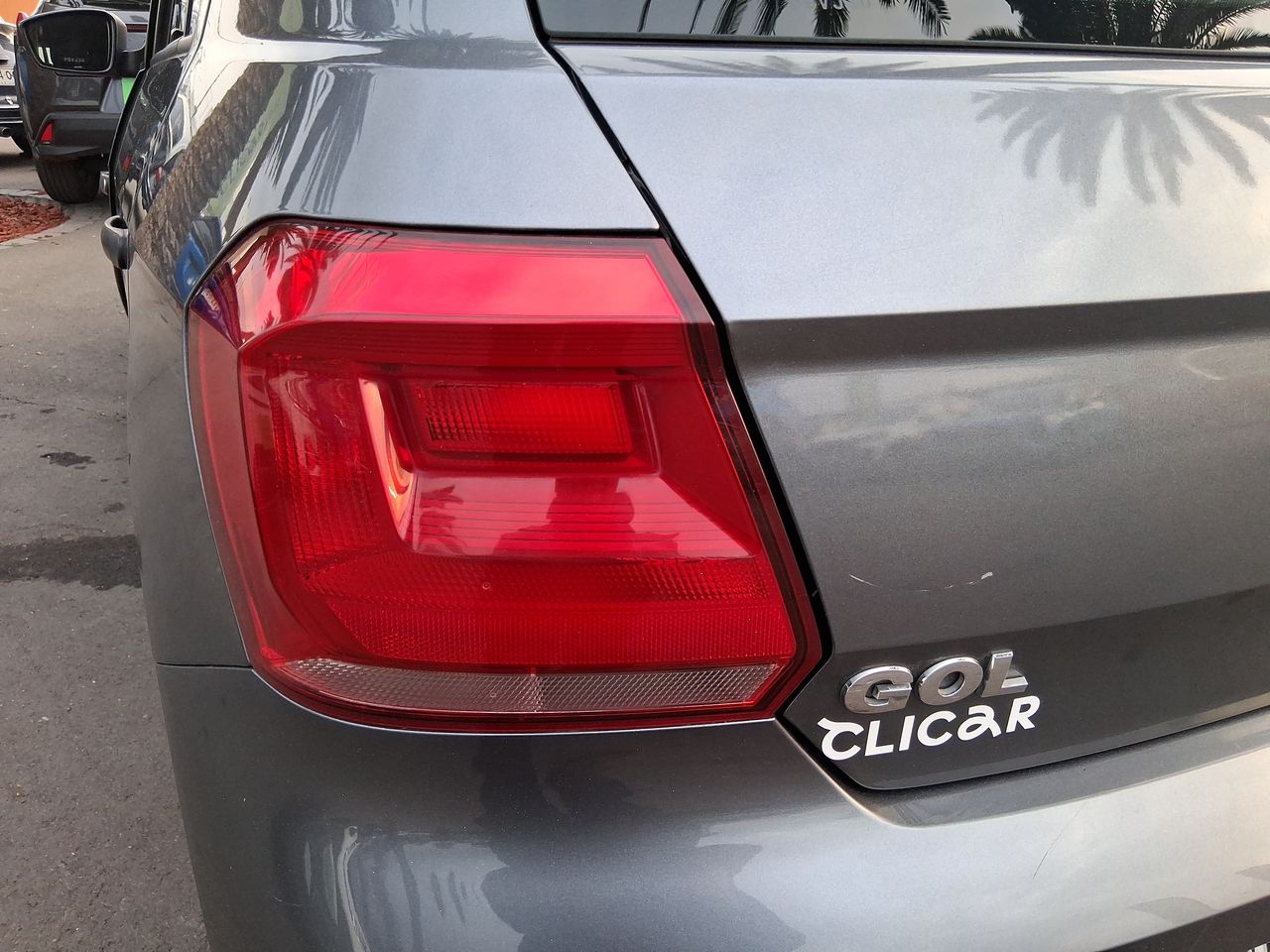 VOLKSWAGEN - 20
