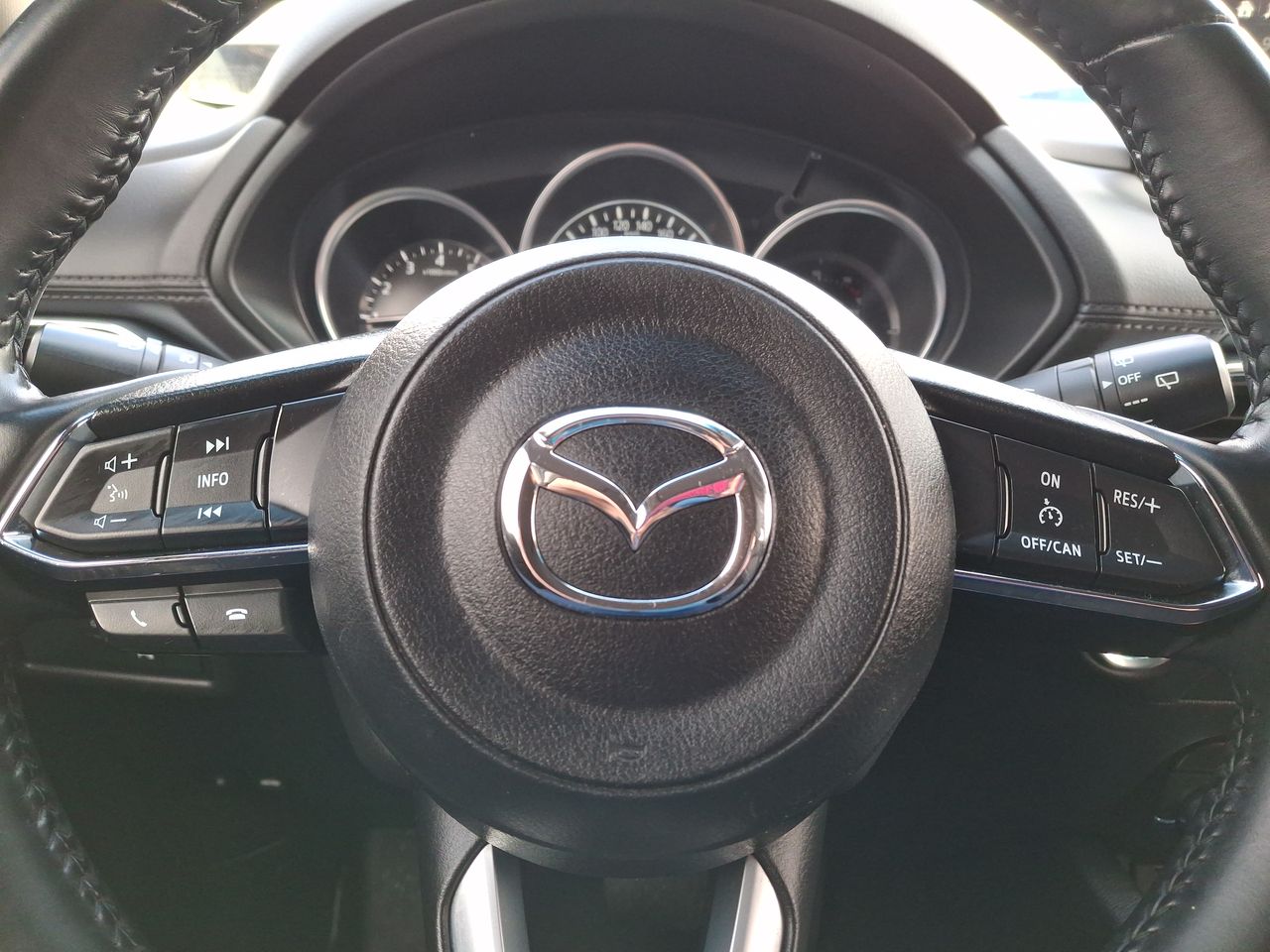 MAZDA - 18