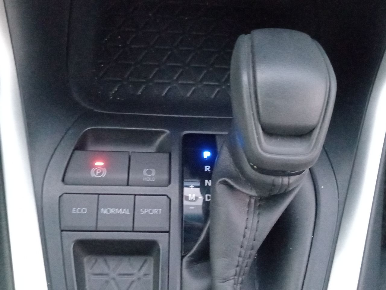 TOYOTA - 28