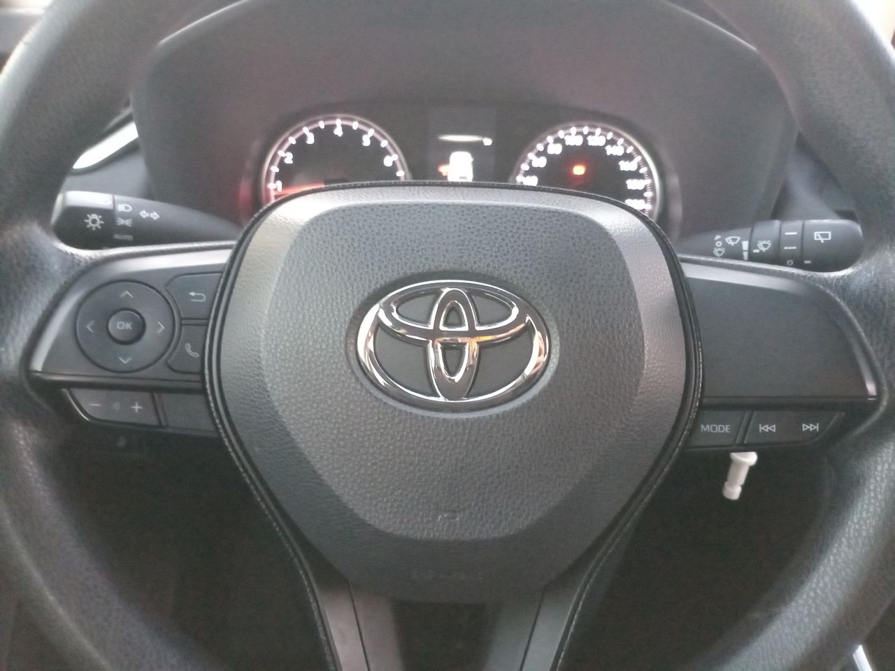 TOYOTA - 23