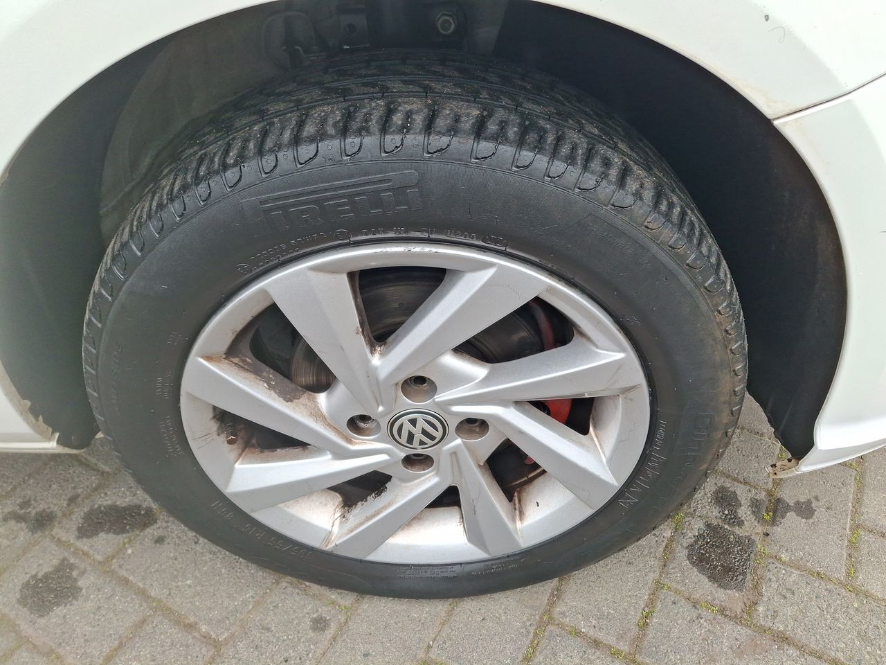 Volkswagen Gol — foto 18 de 34
