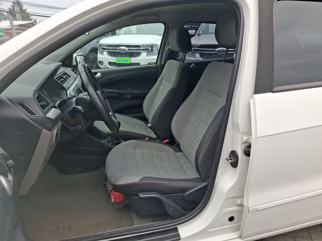 Volkswagen Gol — foto 25 de 34