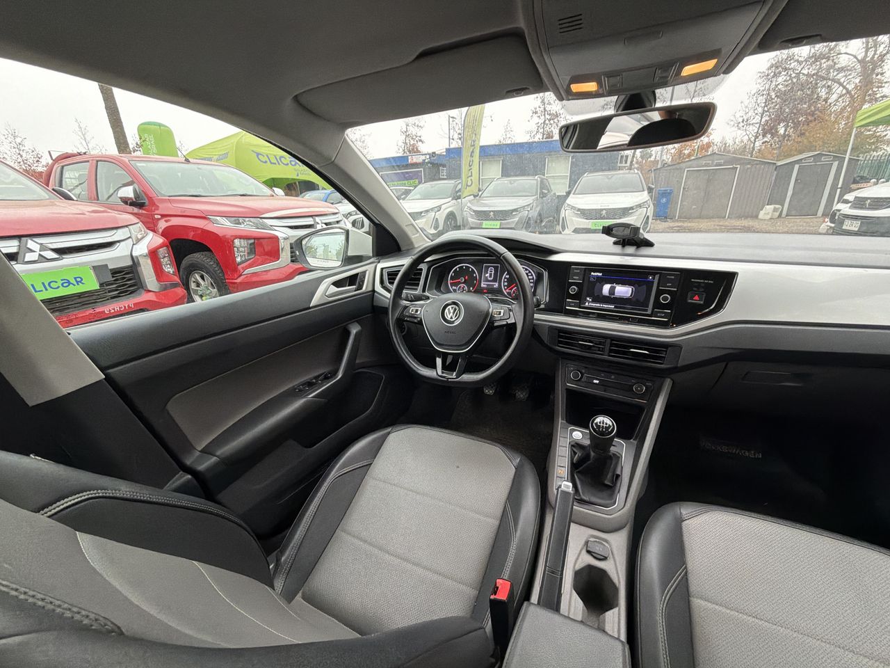 VOLKSWAGEN - 8